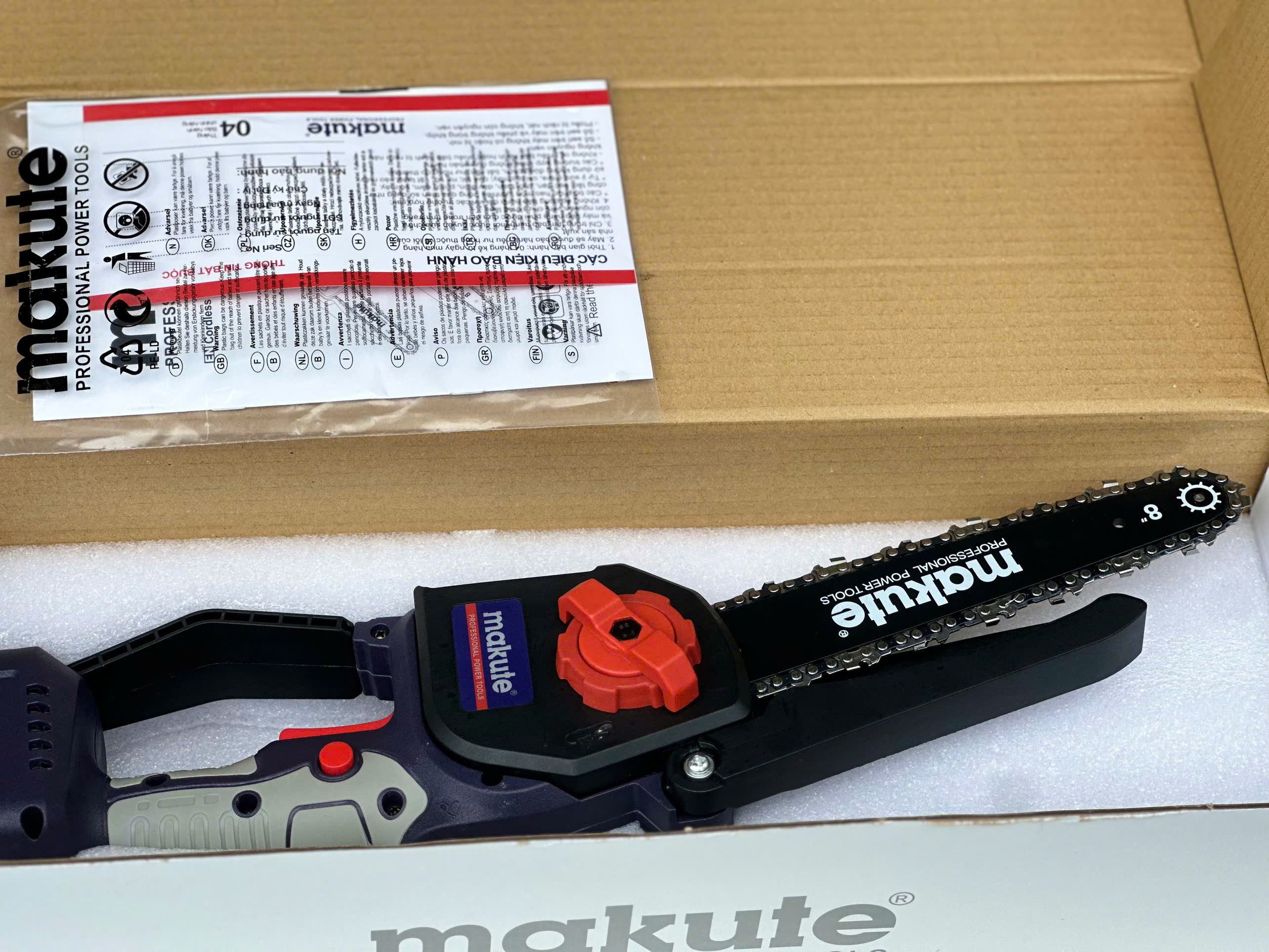 Máy cưa xích mini brushless 20V CEC111-8