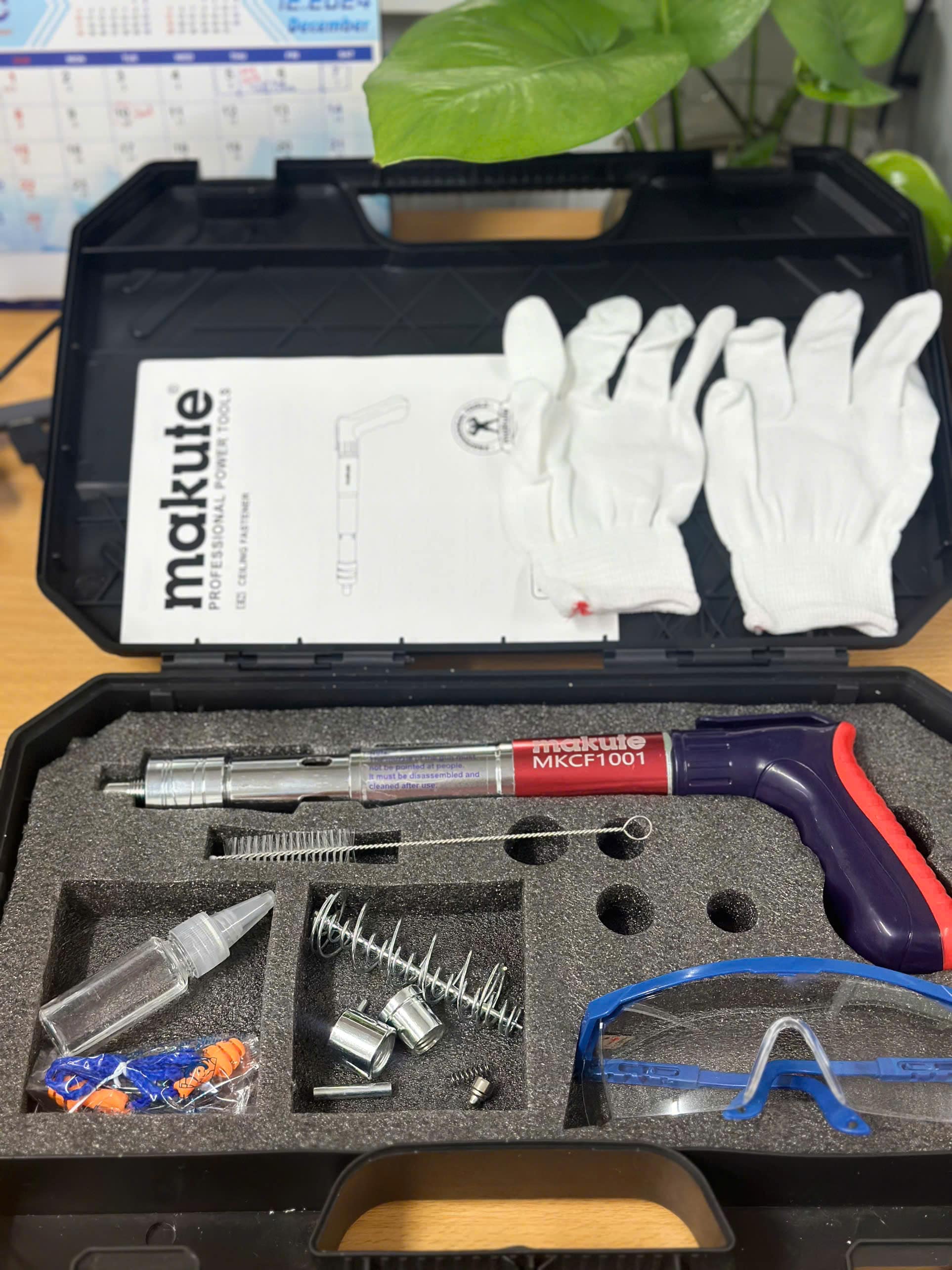 SÚNG BẮN HẠT NỔ MKCF1001