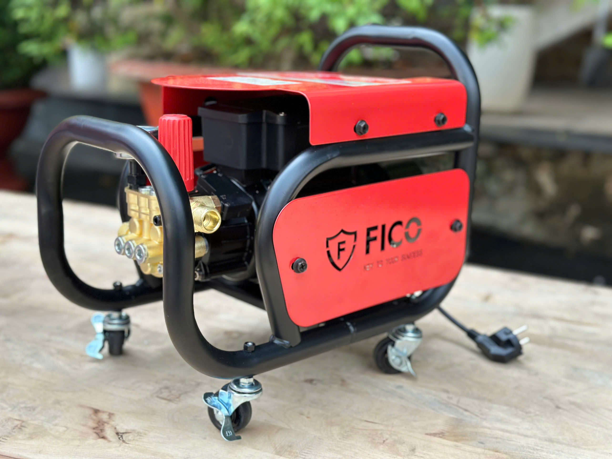 Máy xịt rửa cao cấp FICO FC-3000