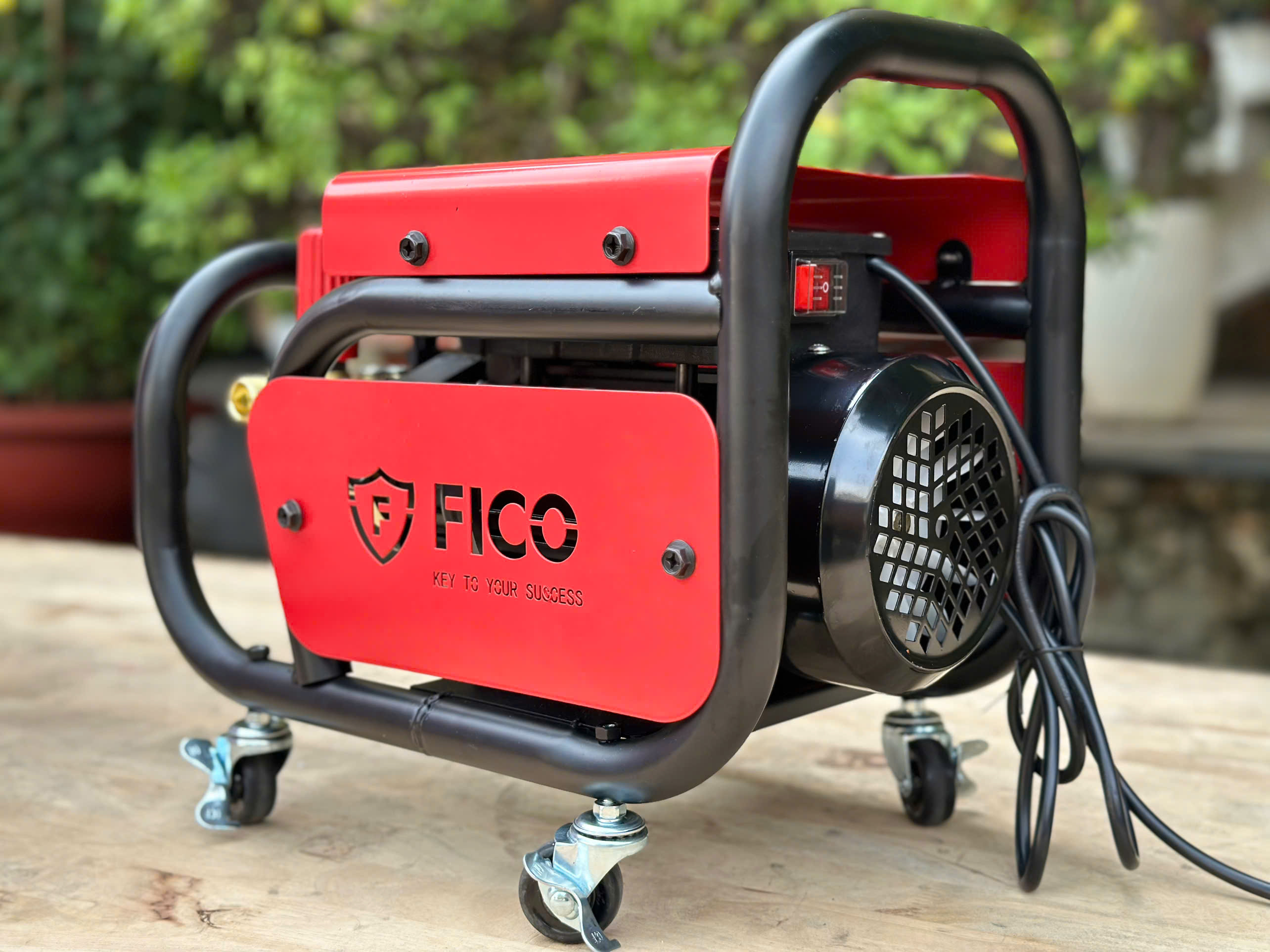 Máy xịt rửa cao cấp FICO FC-3000