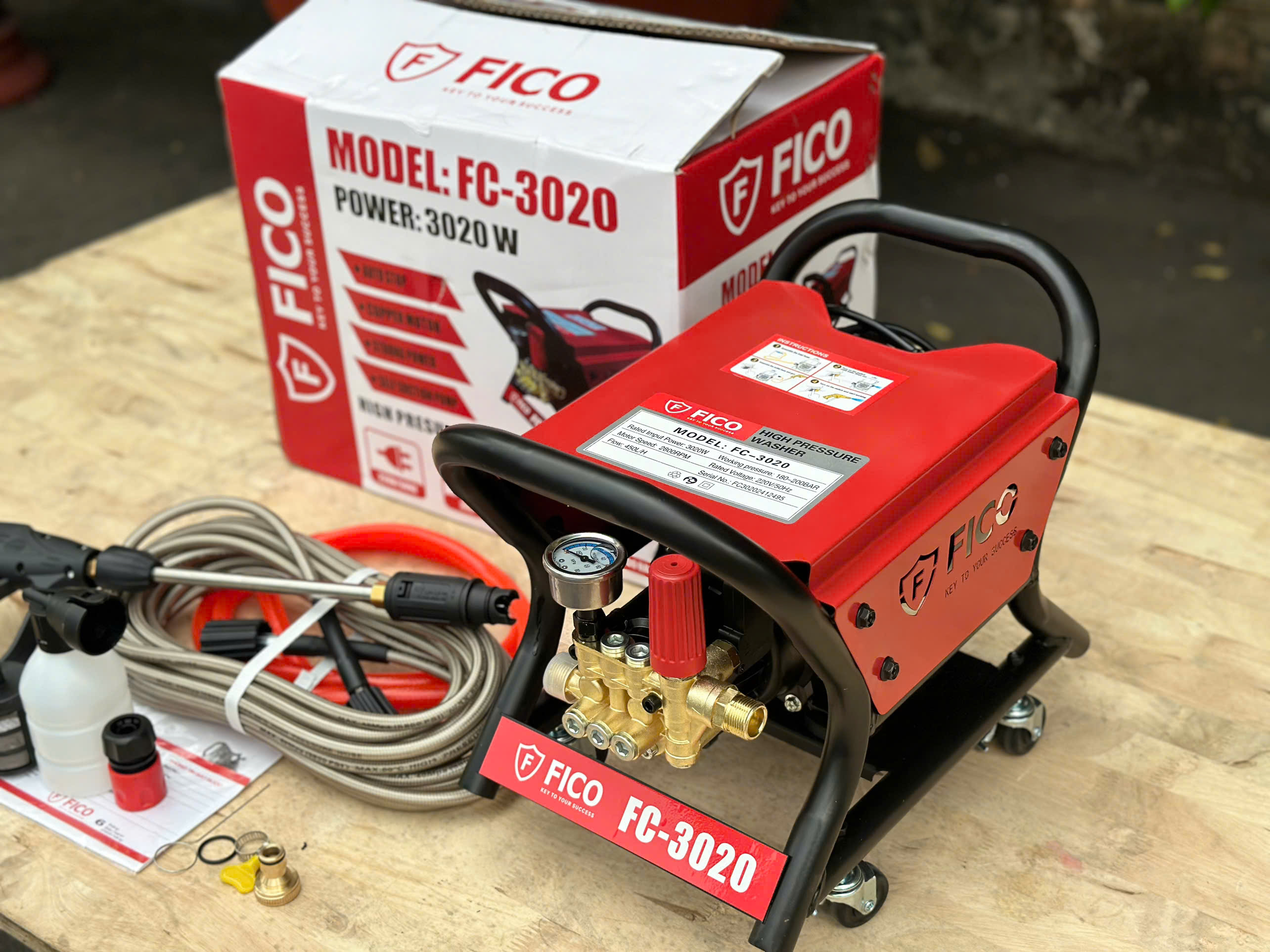 Máy xịt rửa cao cấp FICO FC-3020