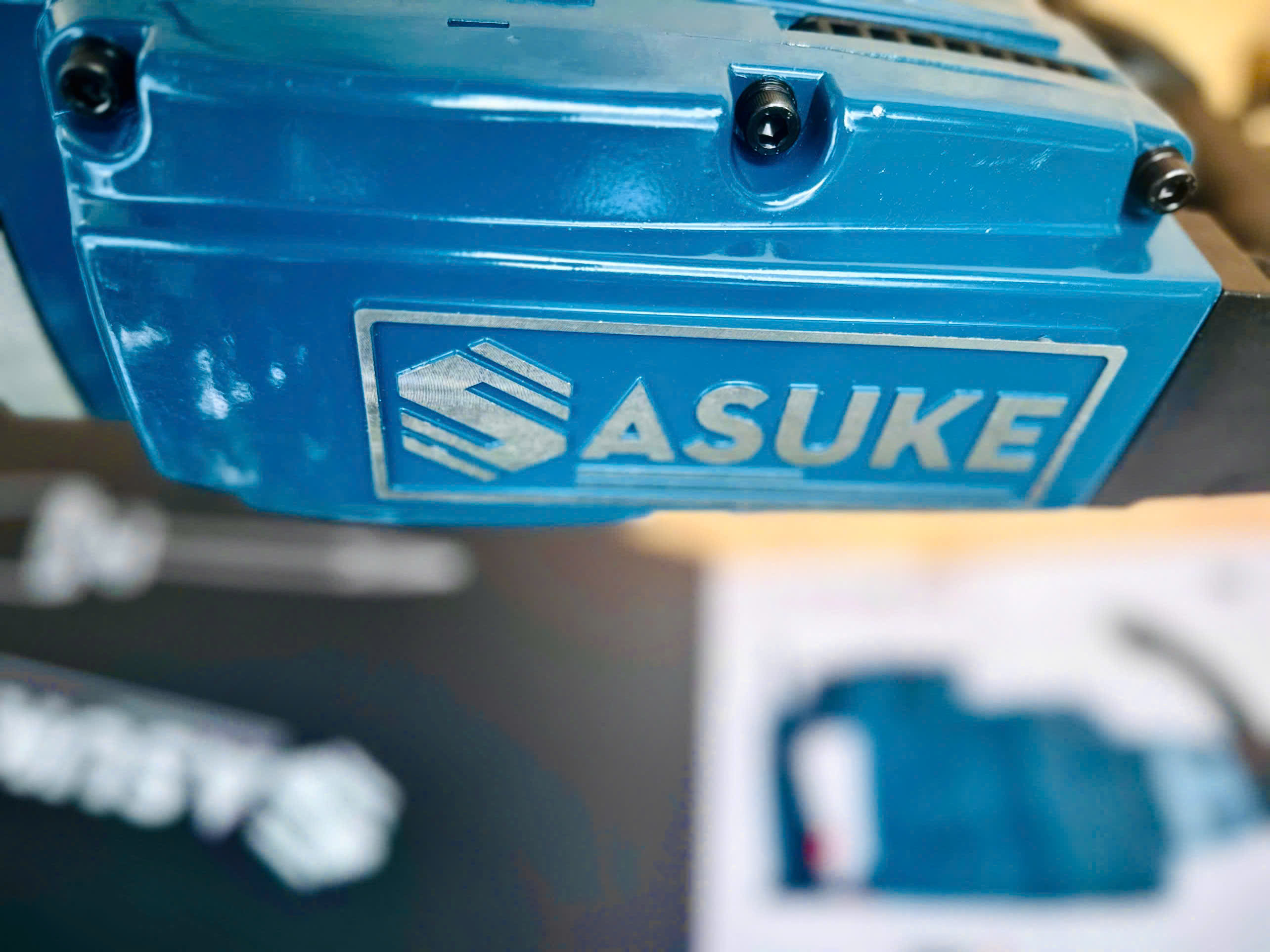 MÁY ĐỤC BÊ TÔNG SASUKE SSK 65N