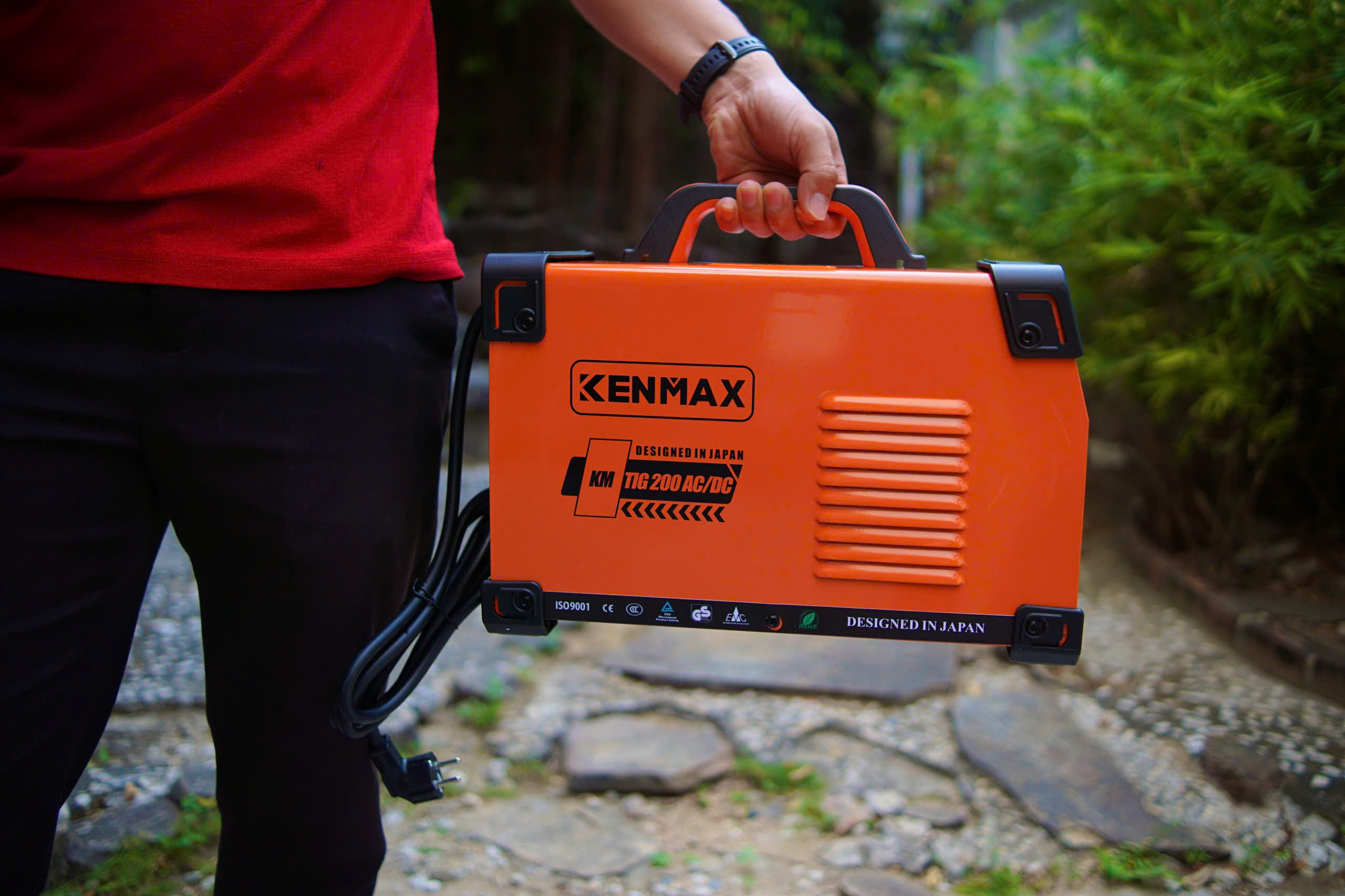 MÁY HÀN TIG XUNG KM TIG200 AC/DC