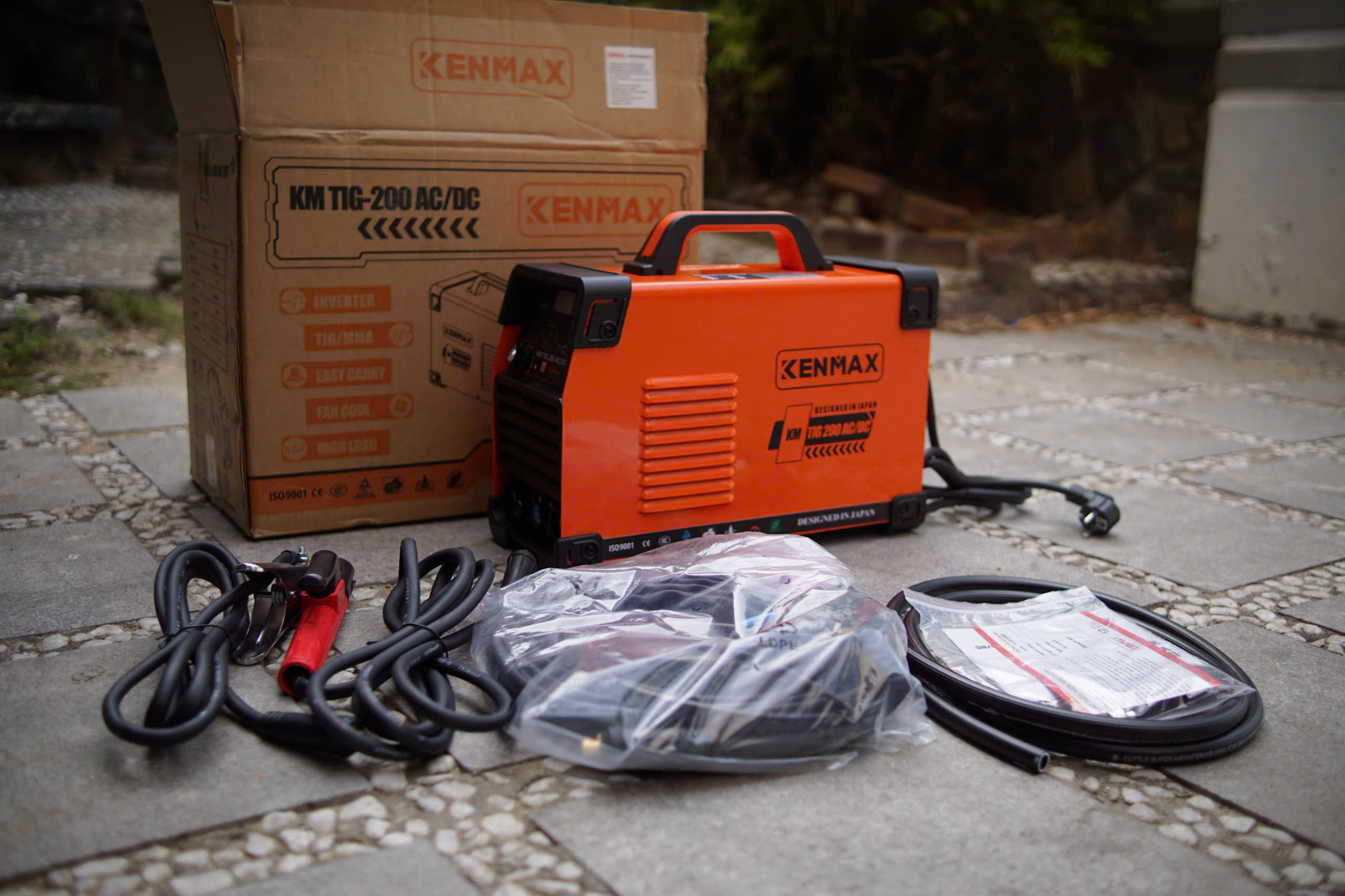 MÁY HÀN TIG XUNG KM TIG200 AC/DC