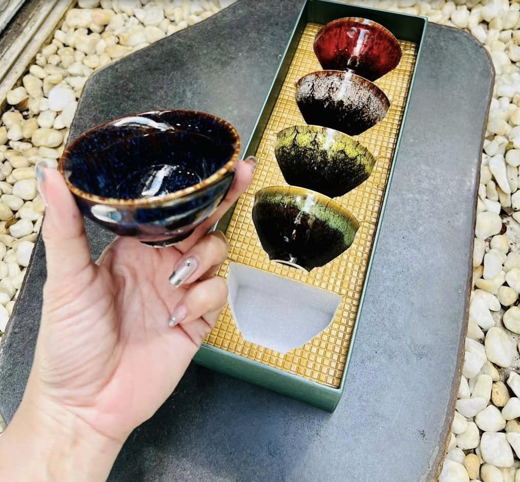 Gia Dụng Khánh Minh – Đẳng Cấp Với Bộ Sản Phẩm Trà Gốm Sứ Cao Cấp