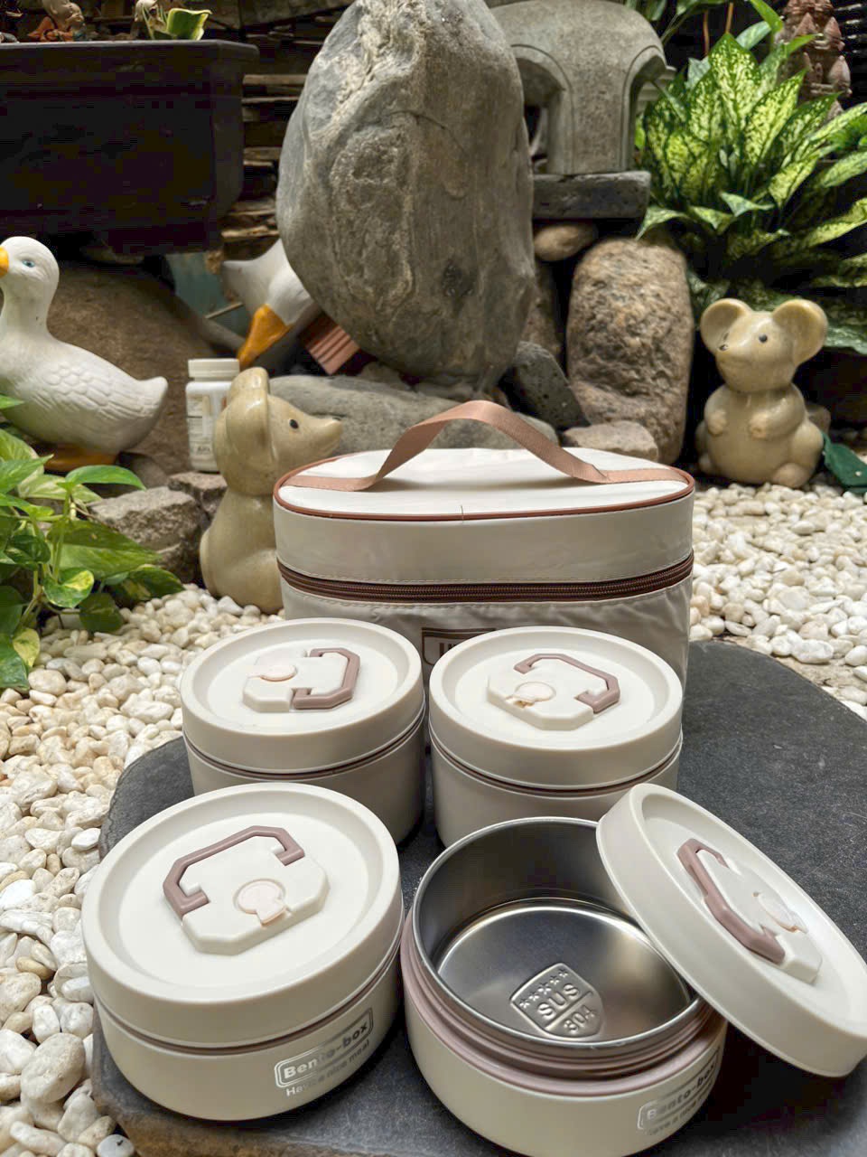 Gamen Inox Giữ Nhiệt 3 Ngăn Và 4 Ngăn – Đối Tác Hoàn Hảo Cho Bữa Ăn Tiện Lợi Và Đa Dạng