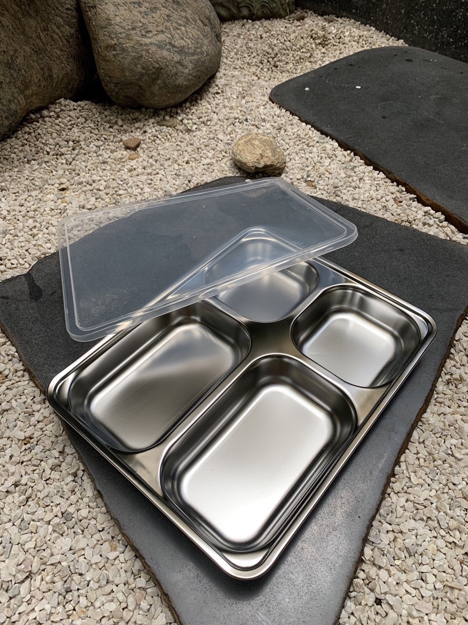 Khay Đựng Cơm Phần Inox - Sự Lựa Chọn Hoàn Hảo Cho Trường Học và Công Ty