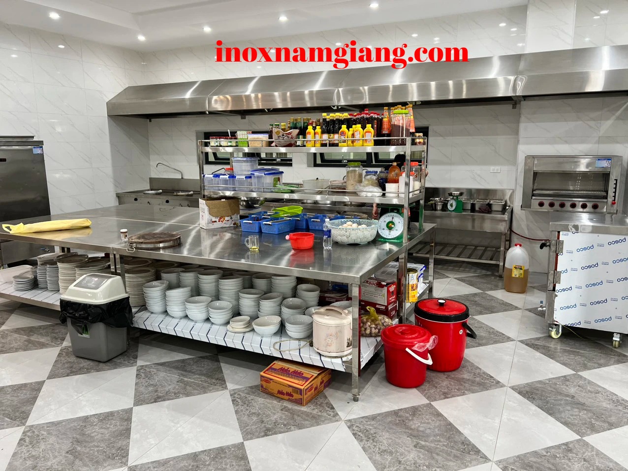 Hệ thống Hút mùi bếp công nghiệp