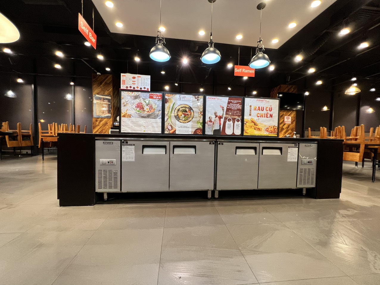 Tủ hâm nóng đồ ăn nhà hàng