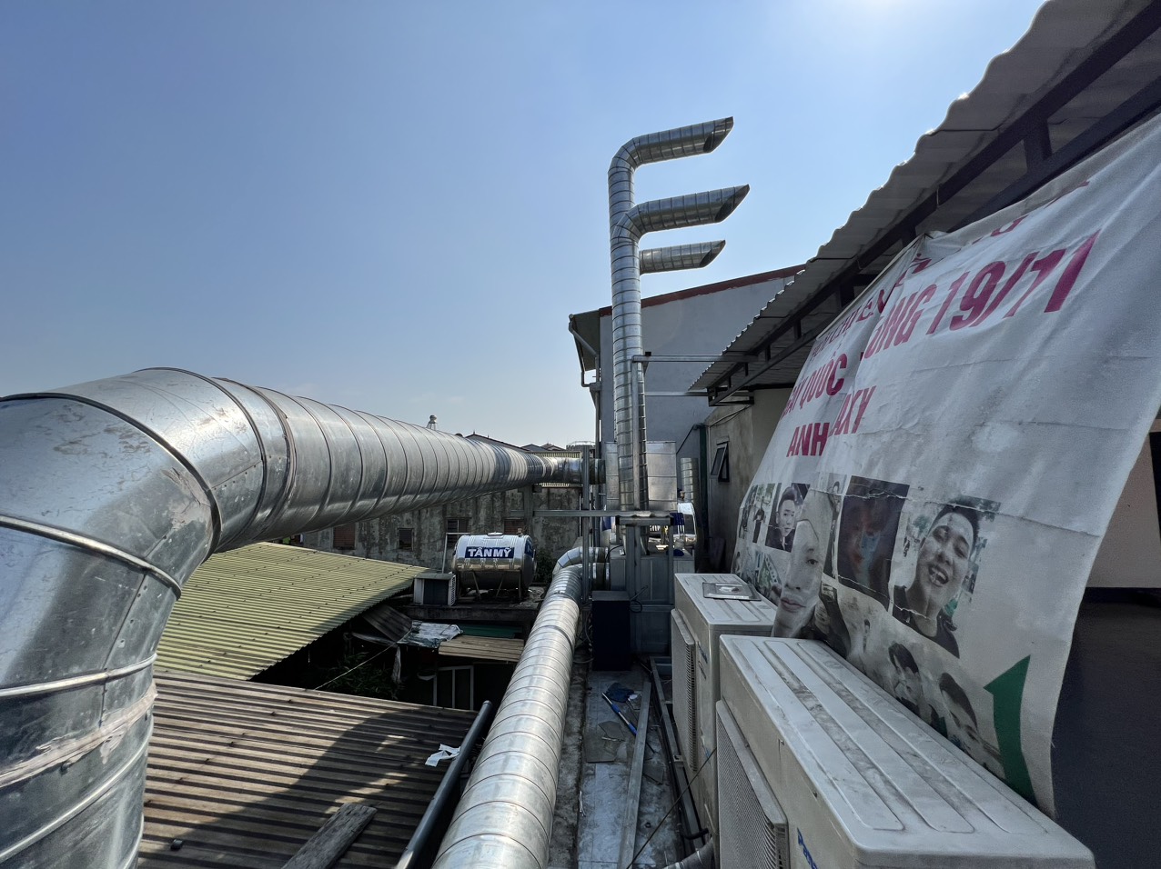 Hệ thống Hút mùi bếp công nghiệp