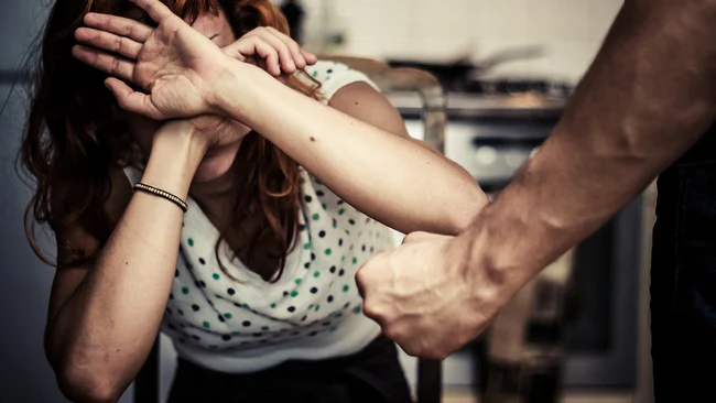 Bạo Lực Tình Dục Trong Hôn Nhân: Nhận Biết, Hậu Quả Và Tầm Quan Trọng Của Sự Đồng Thuận