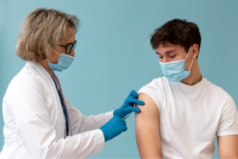 Tiêm HPV Cho Nam Bao Nhiêu Tuổi? Độ Tuổi Tốt Nhất Và Lịch Tiêm