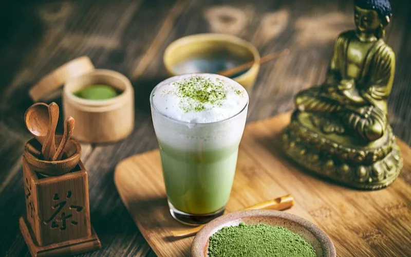 Uống Matcha Có Nổi Mụn Không? Sự Thật Và Cách Uống Không Lo Mụn