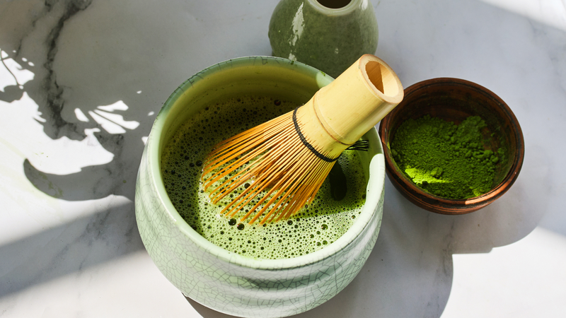 Uống Matcha Có Rụng Tóc Không? Sự Thật Khoa Học Và Cách Uống Đúng Cách