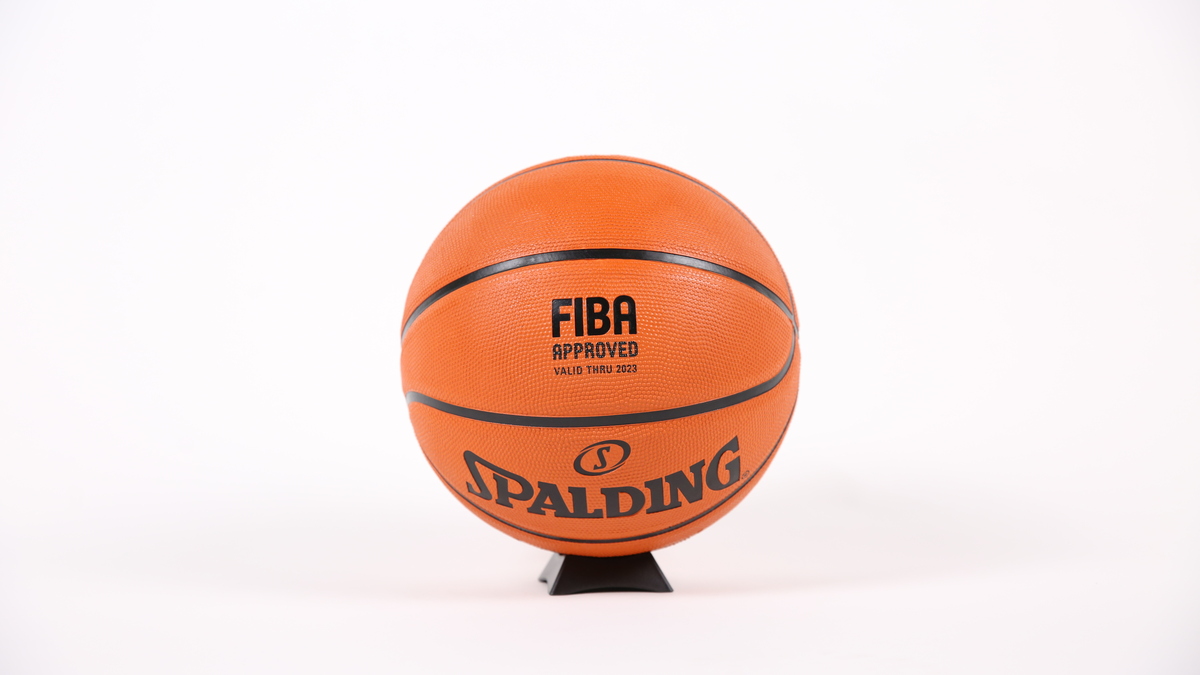 Bóng rổ Spalding Vasity FIBA TF150 - Outdoor Size 5 84-423z - Hàng Chính Hãng