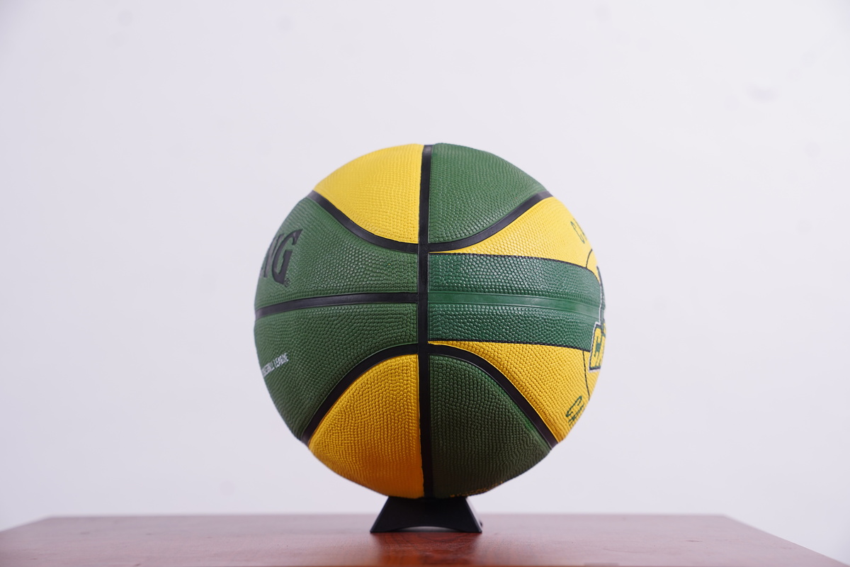Bóng rổ Spalding VBA Team CanTho Catfish Outdoor Size 7 84-467z - Hàng Chính Hãng