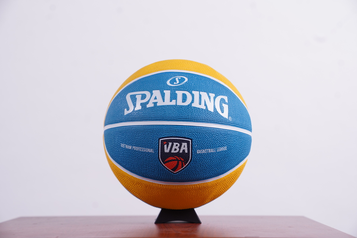 Bóng rổ Spalding VBA Team NhaTrang Dolphins Outdoor Size 7 84-471z - Hàng Chính Hãng