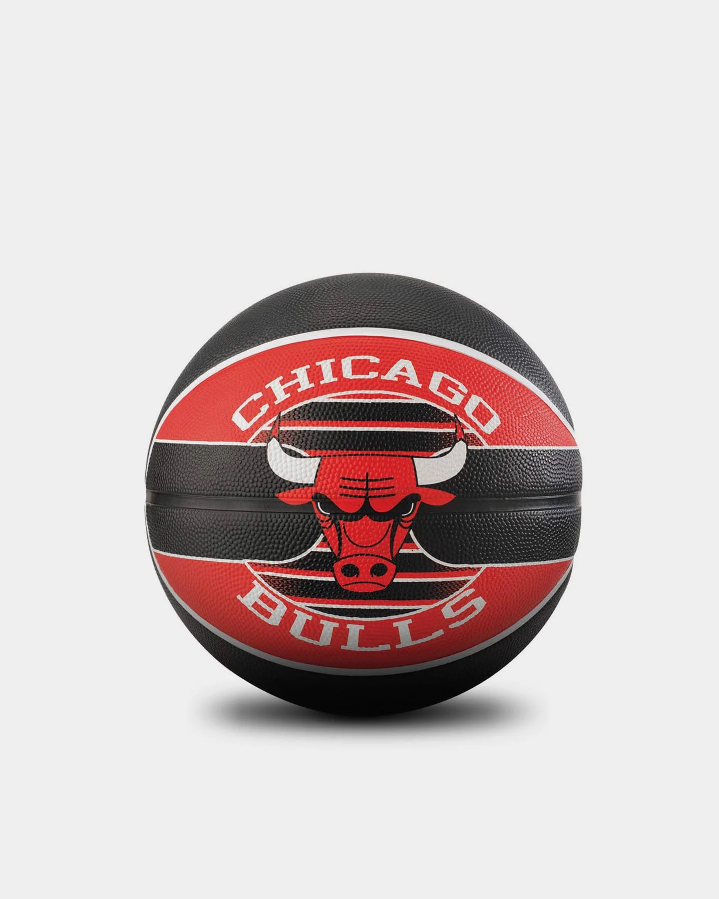 Bóng rổ Spalding NBA Team Outdoor size 7 "Chicago Bulls" 83-503z - Hàng Chính Hãng
