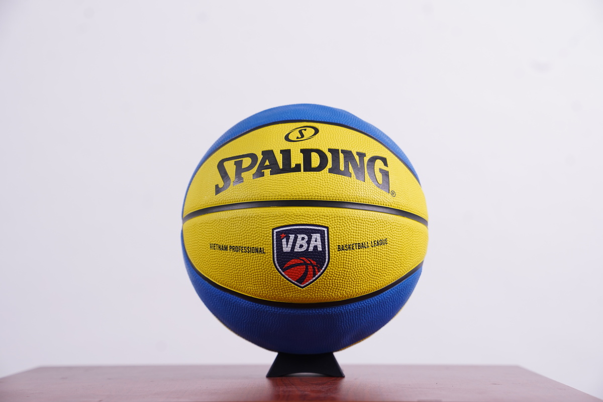 Bóng rổ Spalding VBA Team H.C.Minh City Wings Outdoor  Size 7 84-469z - Hàng Chính Hãng