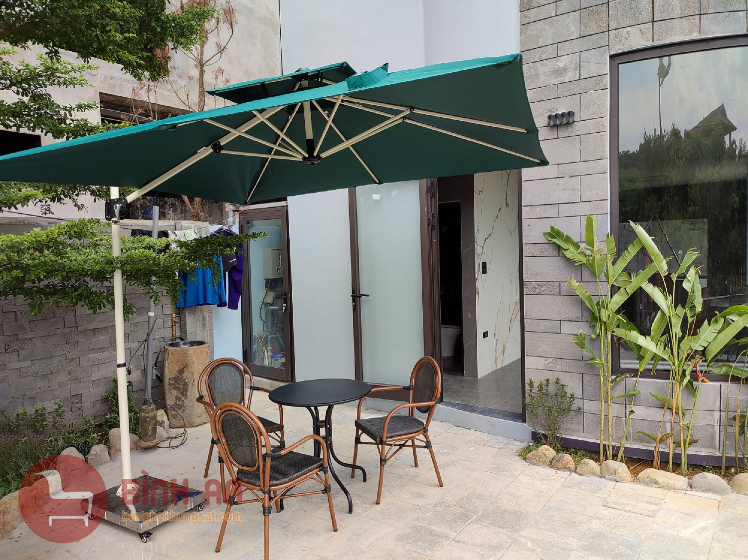 Ô Lệch Tâm Tròn 3m 8 Lan Nâng Hạ Tay Quay