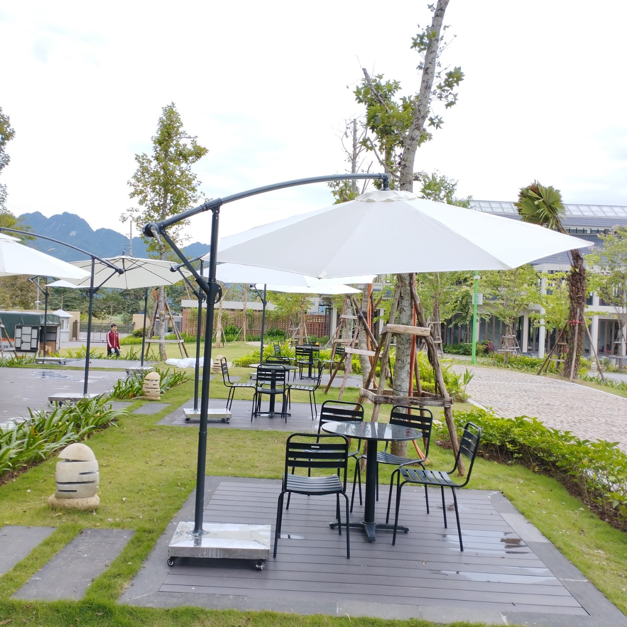 Dù Lệch Tâm Tròn 3m Màu Trắng