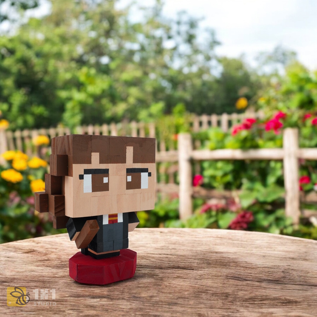 Mô Hình Gỗ Nhân Vật Hermione (Harry Potter)