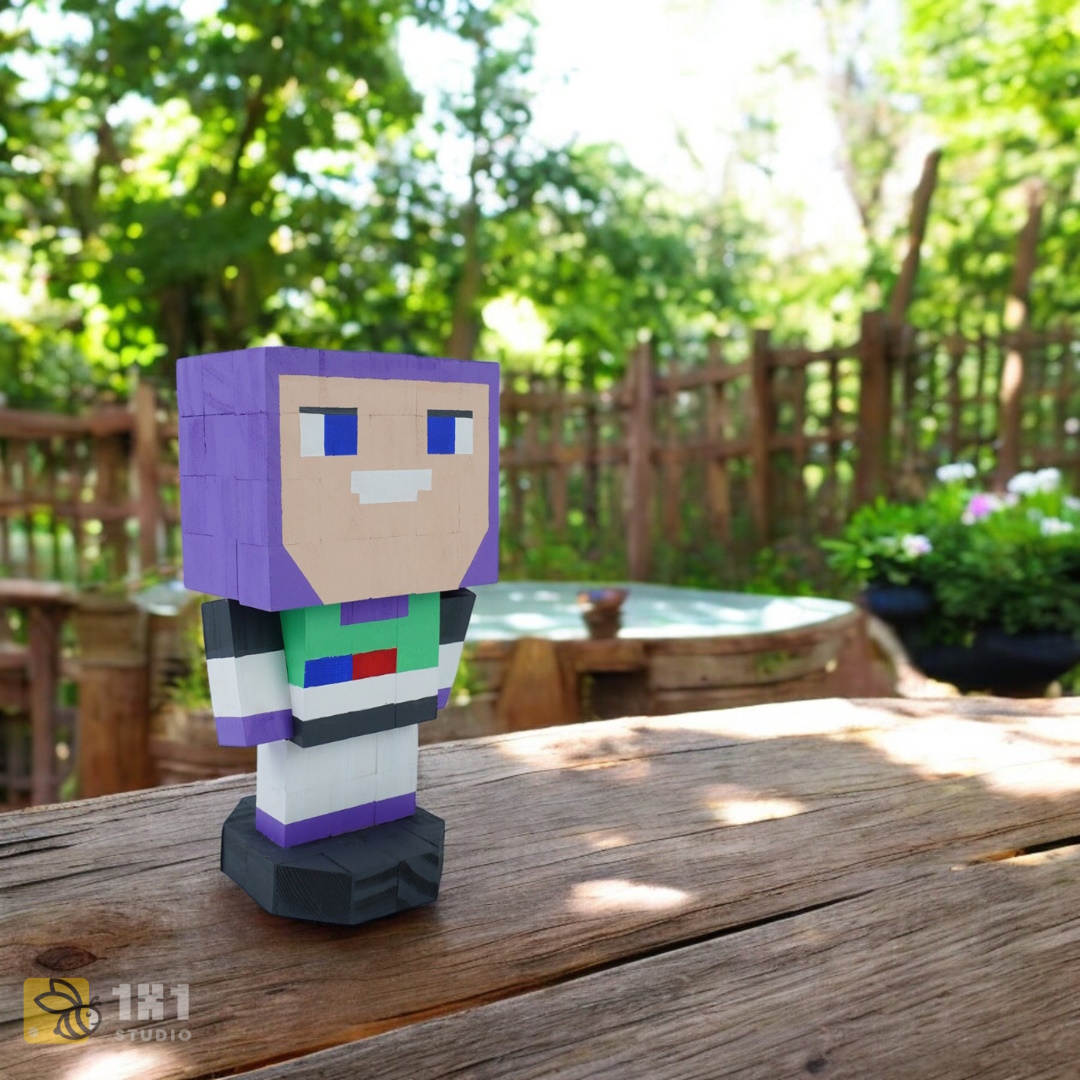 Mô Hình Gỗ Buzz Toy Story (size M)
