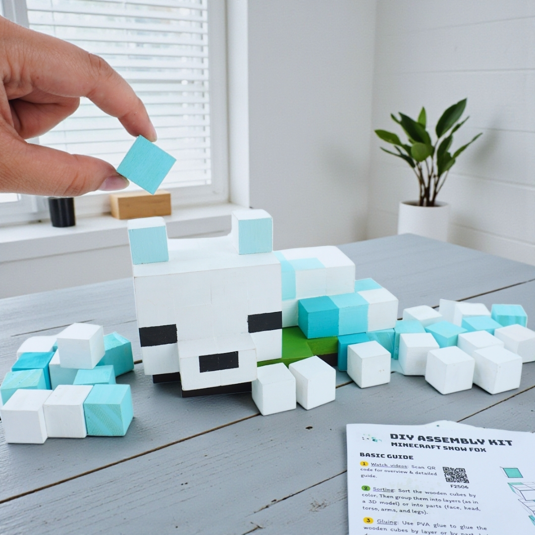 p6. Bộ Lắp Ghép Mô Hình Minecraft Snow Fox (Cáo Tuyết)