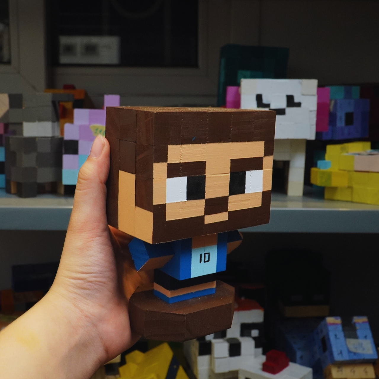 Mô Hình Gỗ Messi (size s)