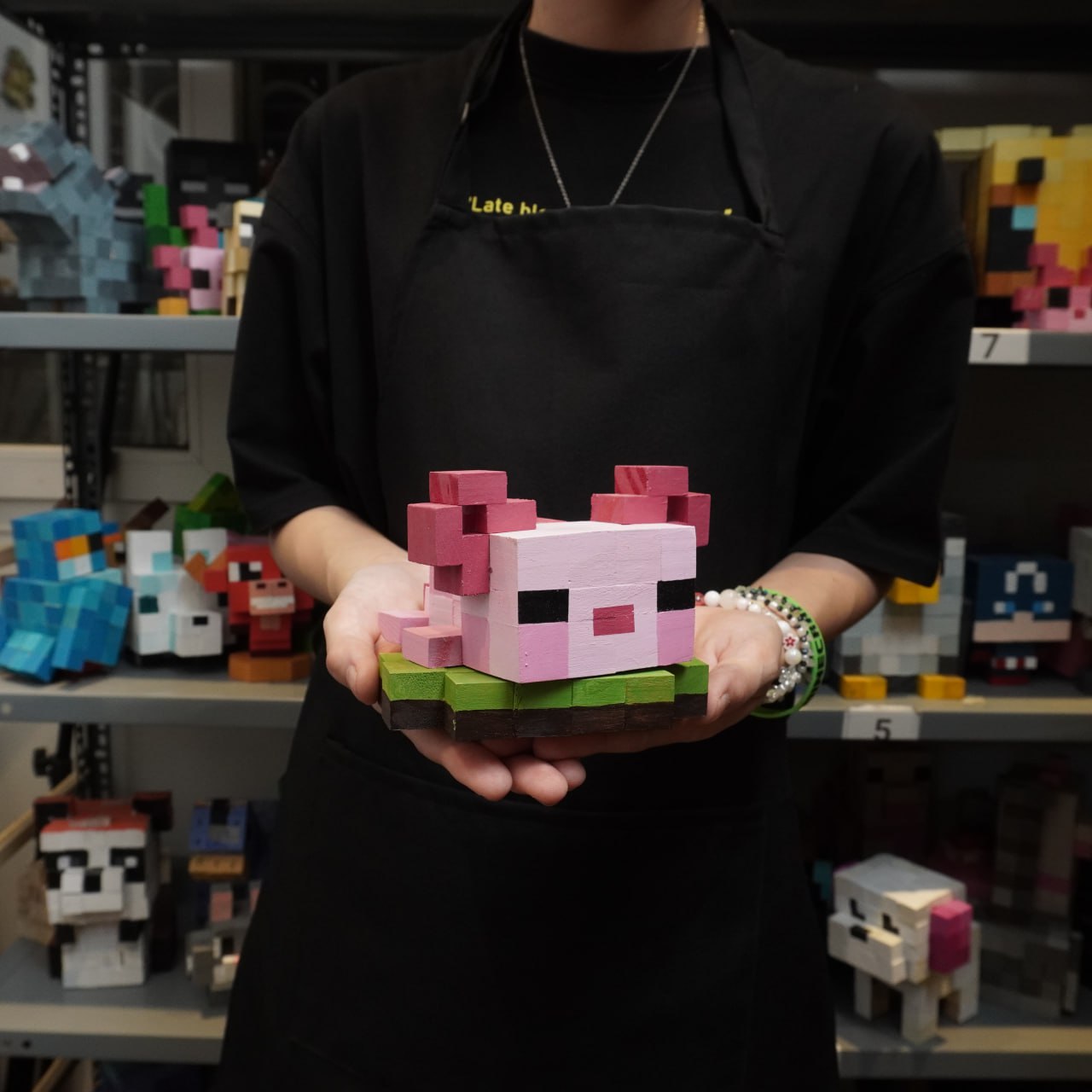 Mô Hình Gỗ Minecraft Axolotl Hồng (size s)