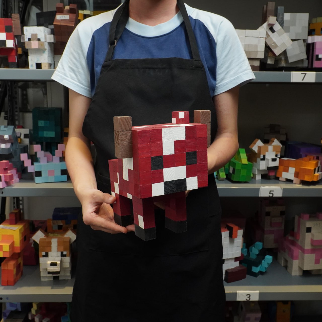 Mô Hình Gỗ Minecraft Mooshroom Đỏ (Art Toy)