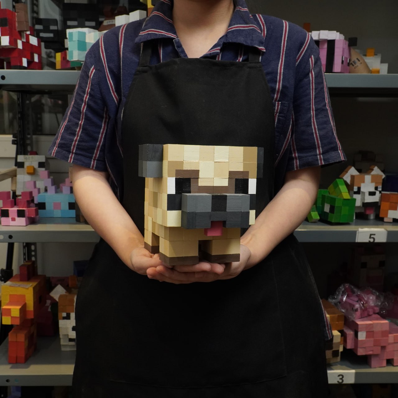 Mô Hình Gỗ Chó Pug (Art Toy)