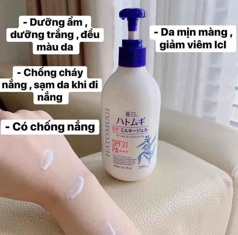 Dưỡng thể ban ngày Ý dĩ hatomugi SPF31+