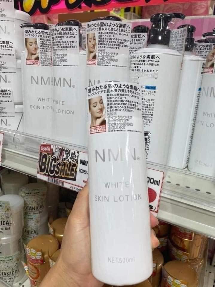 Nước hoa hồng NMN White Skin Lotion 500ml Nhật Bản