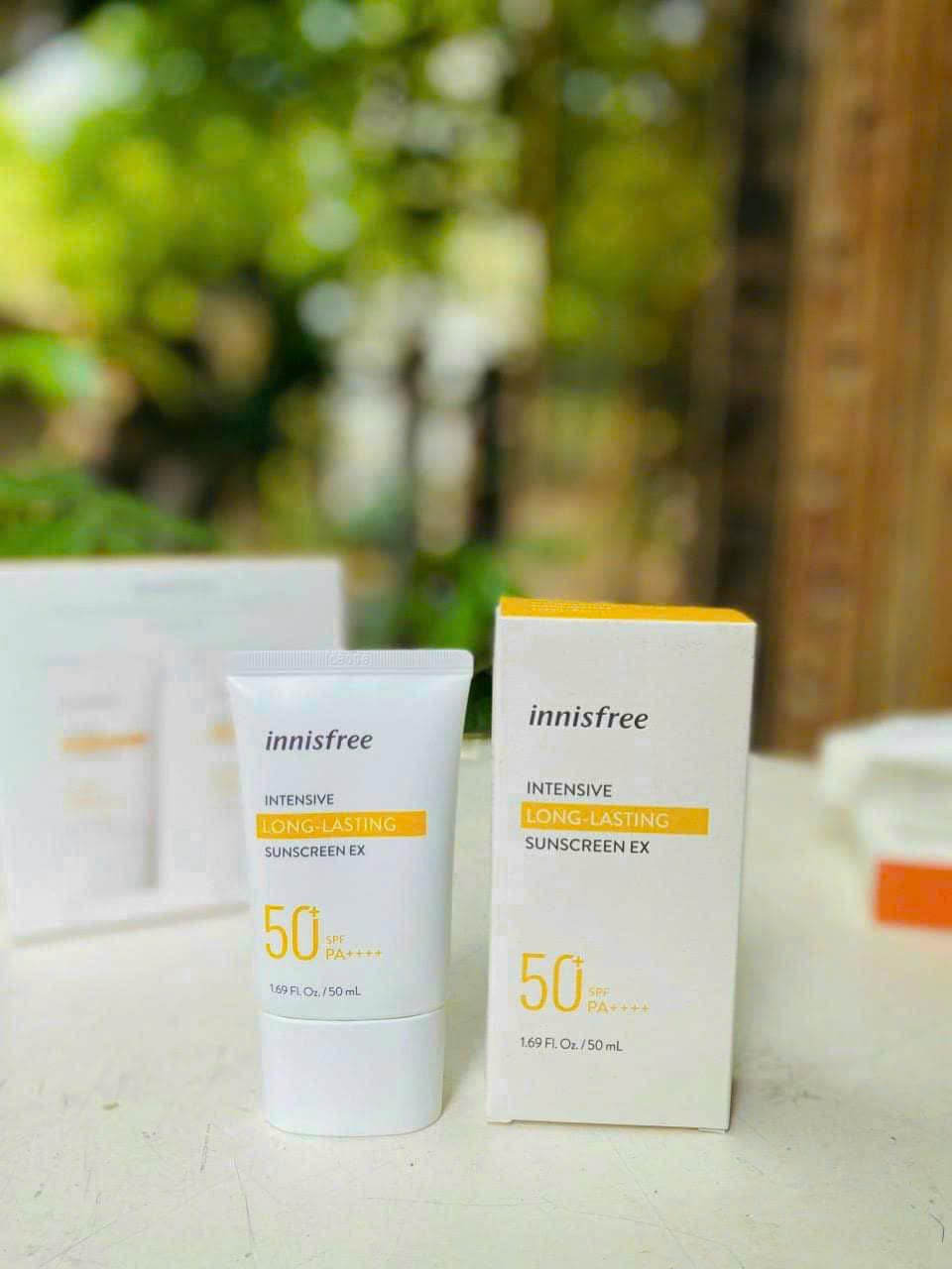 Kem chống nắng innisfree long- lasting màu trắng Hàn Quốc