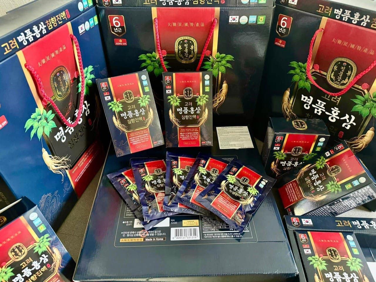 Nước uống hồng sâm núi trầm hương Hàn Quốc - Korea Myeong Pum Red Ginseng Chim hyang Drink