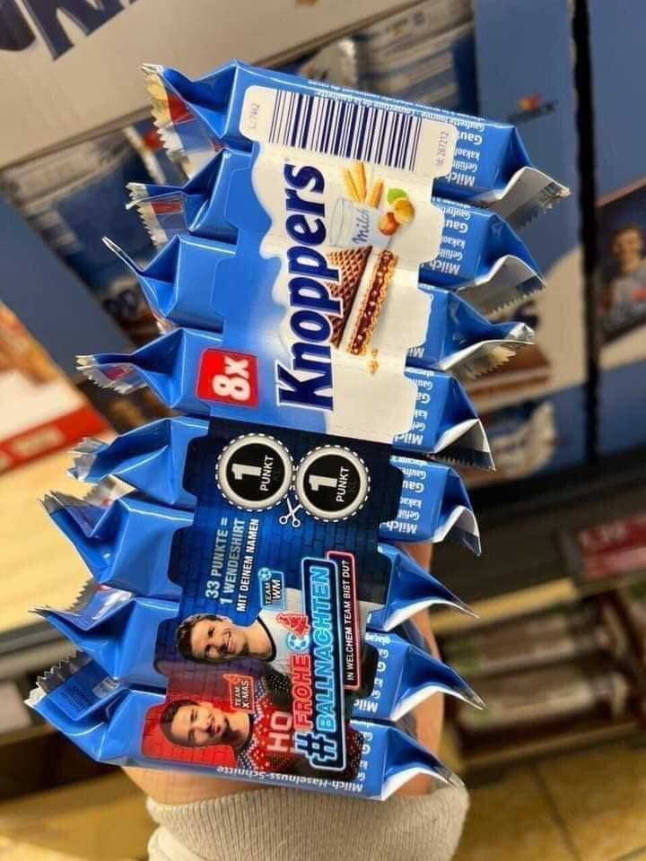 Bánh xốp Knoper Đức pack 8 cái