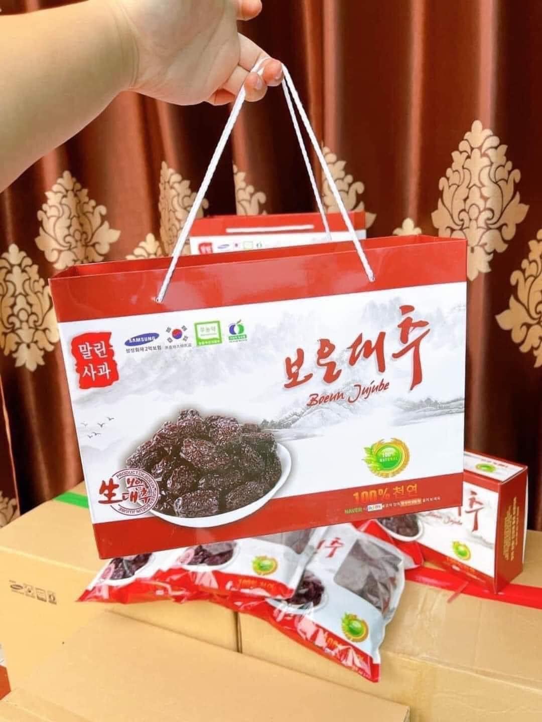 Mứt táo đen Hàn Quốc hộp 1kg Sam Sung