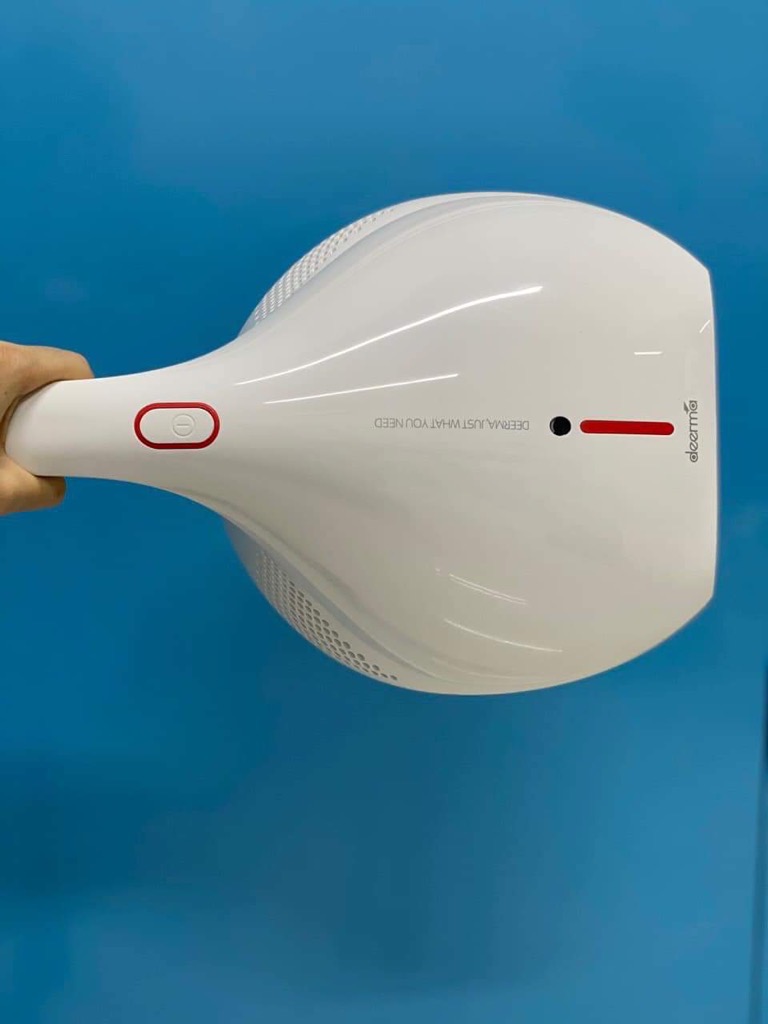 Máy hút bụi giường đệm CM800