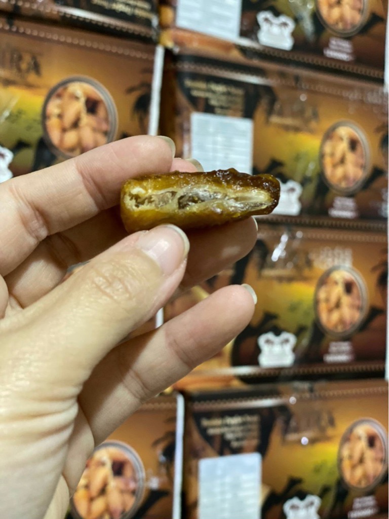 Chà là sấy dẻo nguyên cành Sahara 500gr