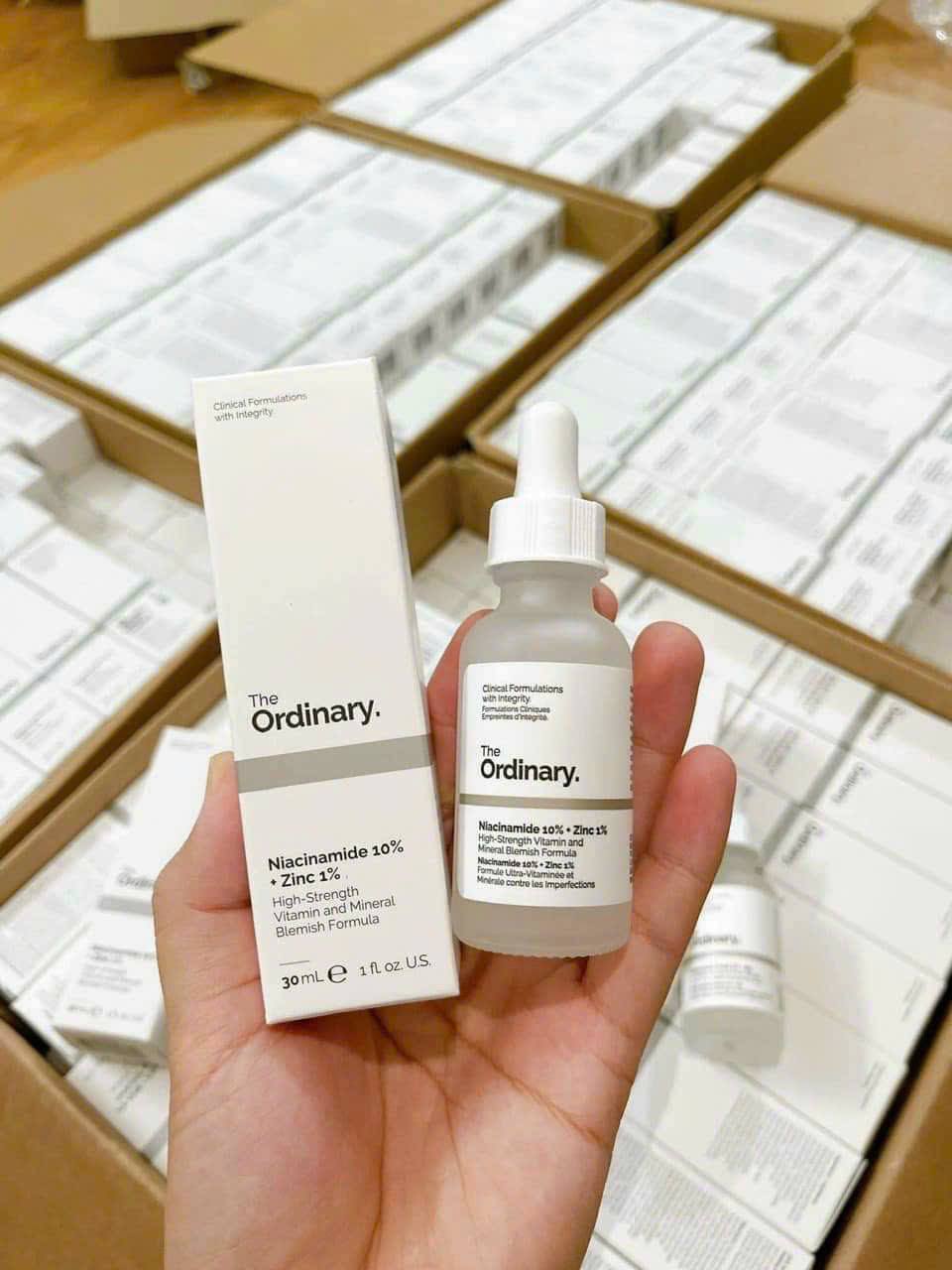 Tinh chất trị mụn, se khít lỗ chân lông The Ordinary Niacinamide 10% + Zinc 1%