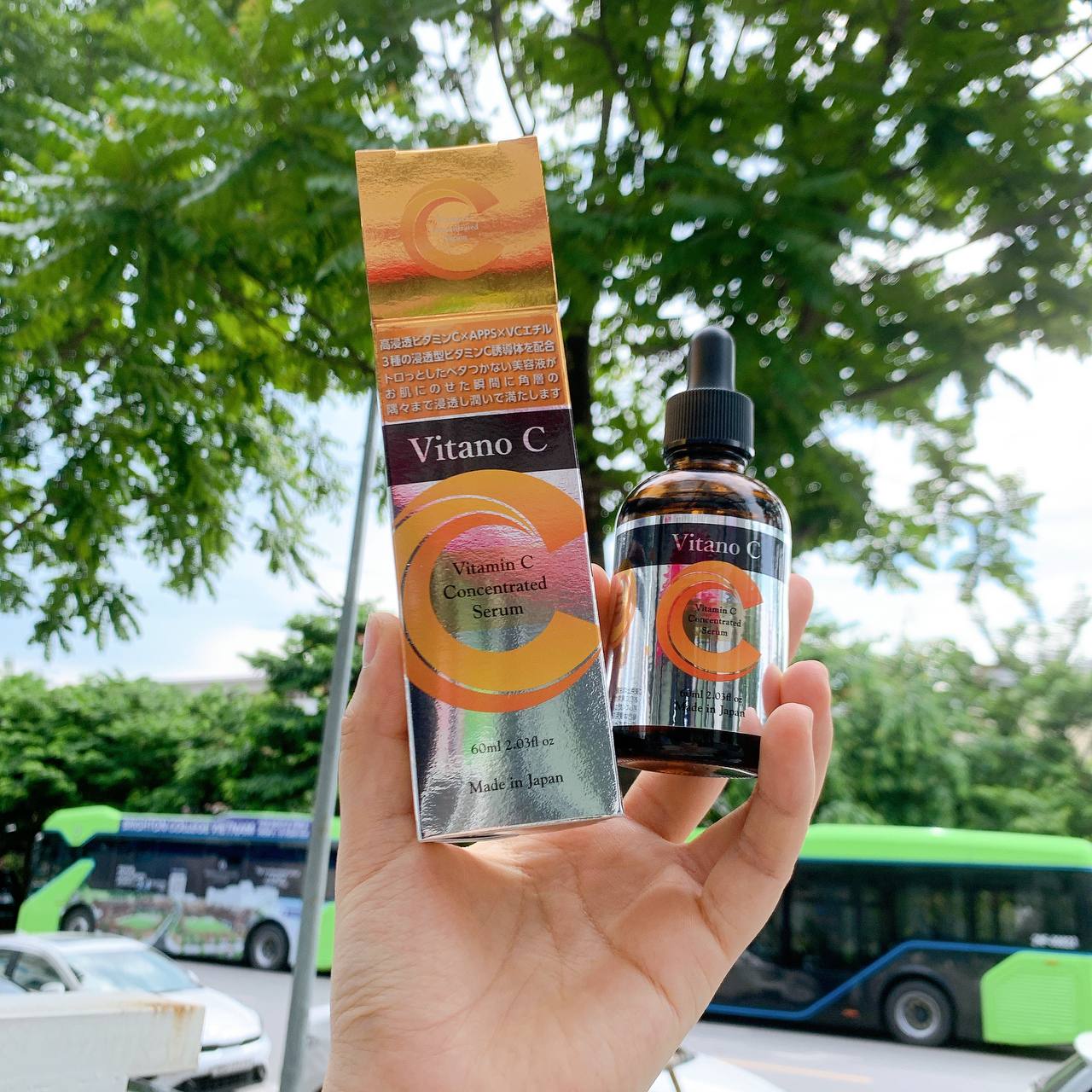 Serum vitamin C Vitano Nhật Bản