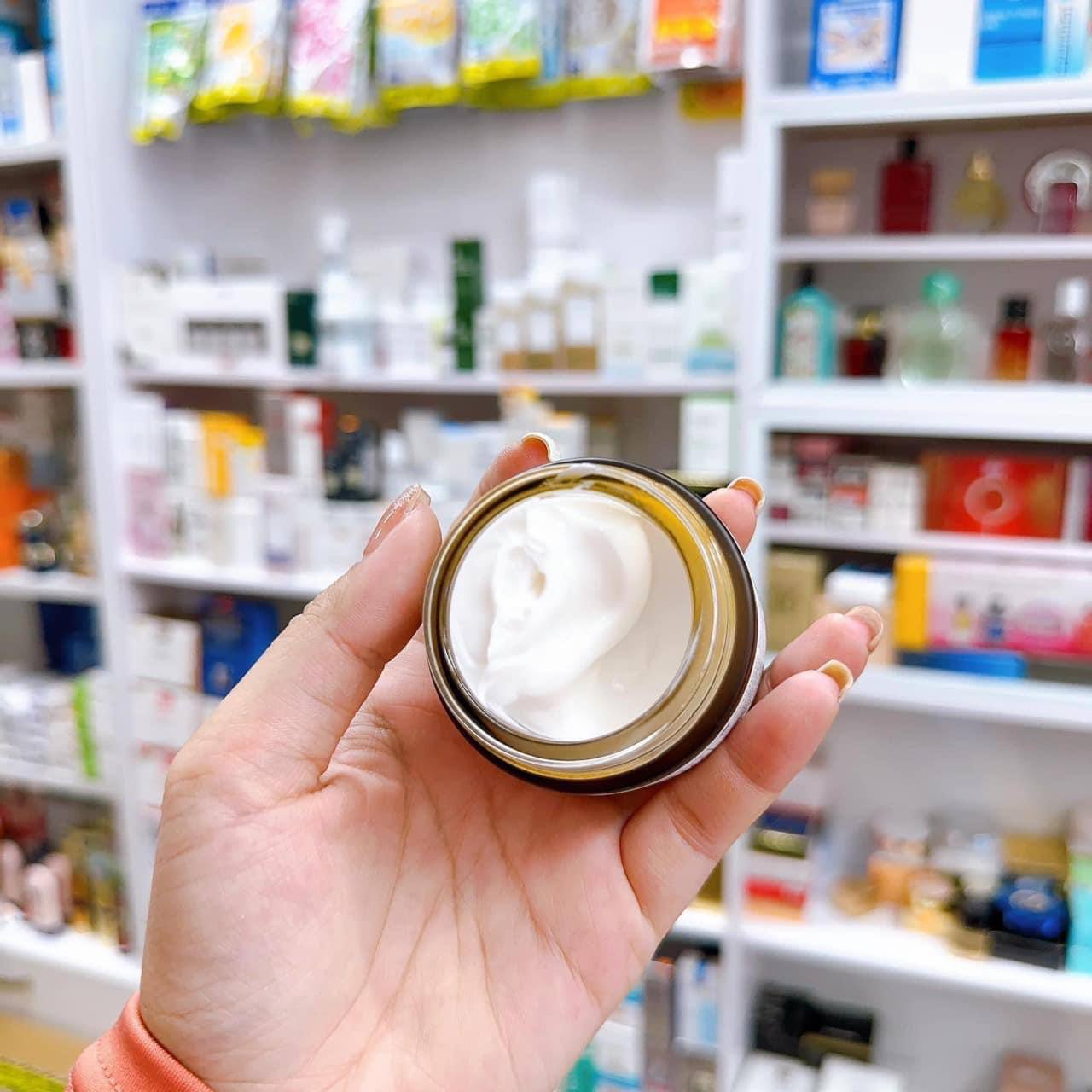 Kem Dưỡng Căng Bóng da MediPeel Bor Tox Peptide Cream 50gr