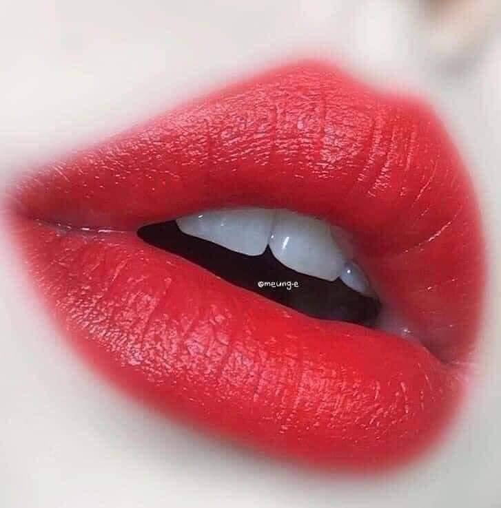 Son YSL 01 mini - đỏ tươi pha ánh cam