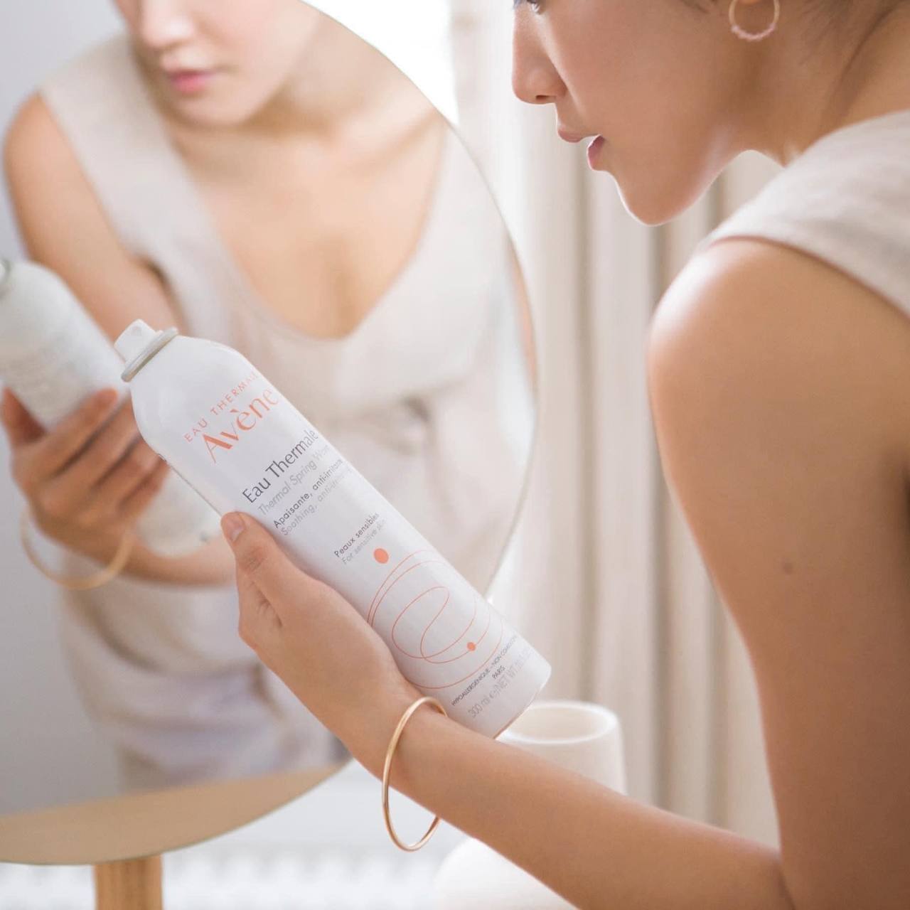 Xịt khoáng Avene 300ml Cấp Nước, Làm Dịu & Giảm Kích Ứng da của Pháp