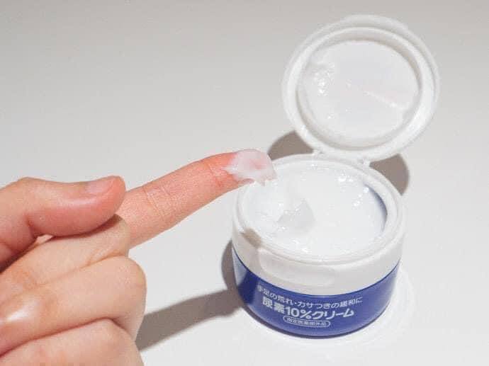 Kem trị nẻ gót chân, tay Urea 100gr Nhật Bản