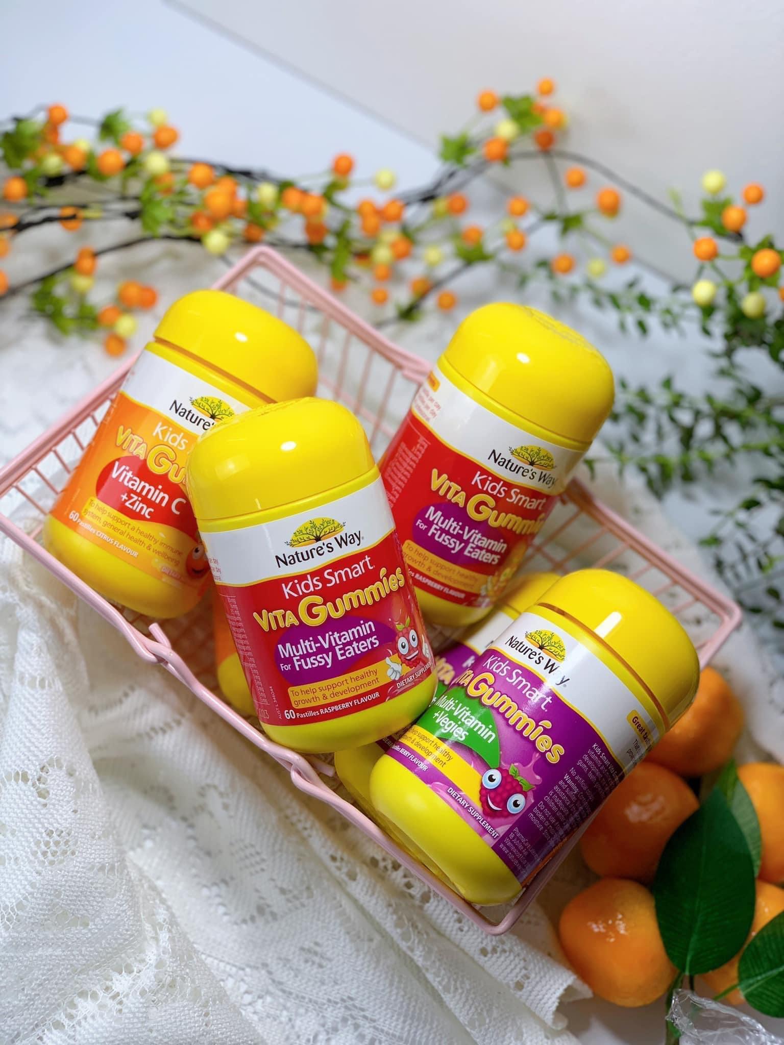 Kẹo gum Vitamin tổng hợp cho bé biếng ăn Natures Way Kids Smart Vita-Gummies Multi-Vitamin for Fussy Eater lọ 60 viên