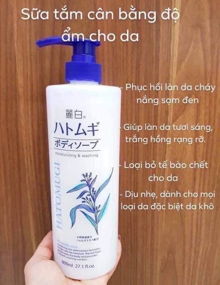 Sữa tắm dưỡng ẩm trắng da Hatomugi Moisturizing Washing 800ml của Nhật Bản