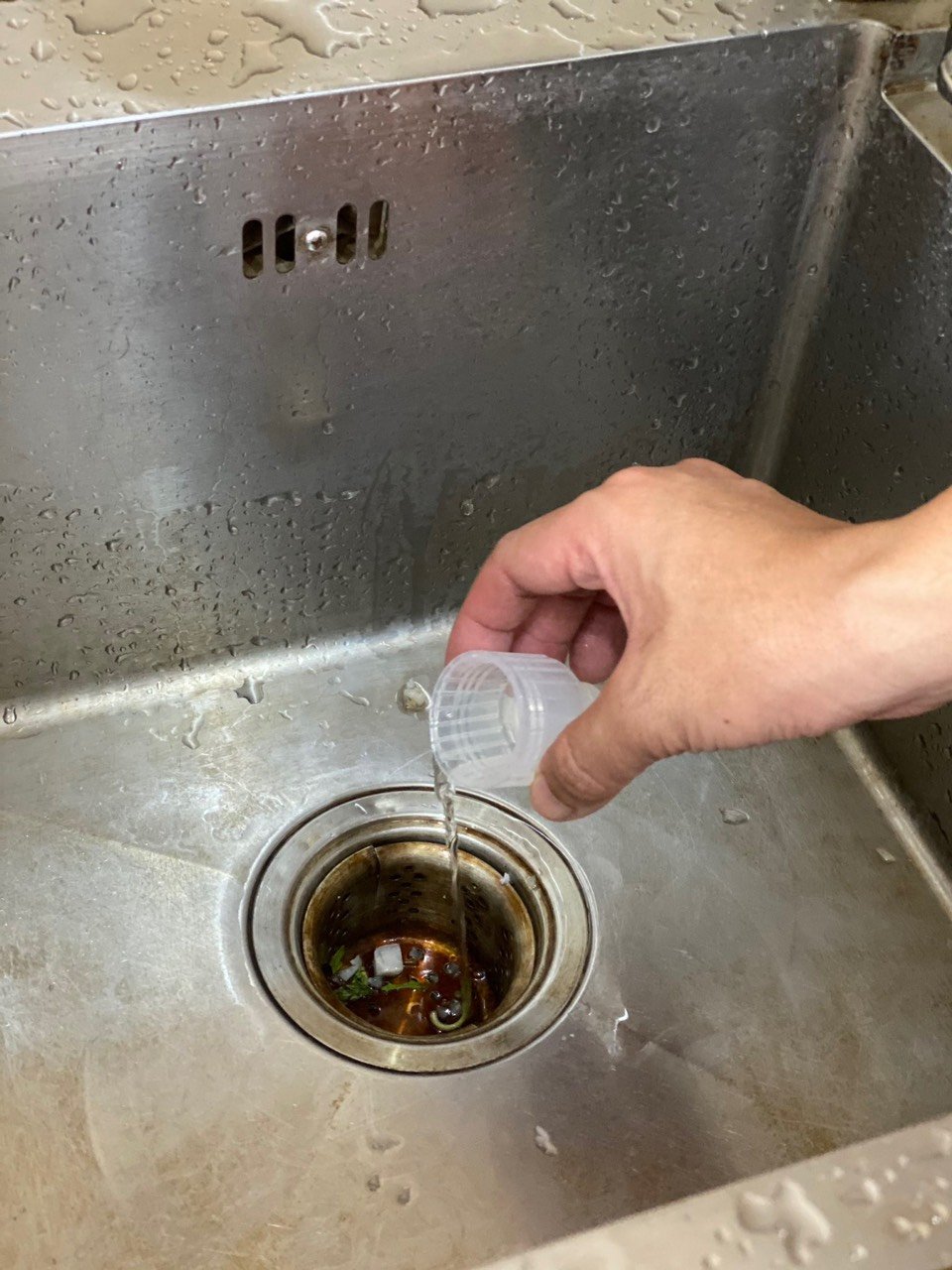 CHAI THÔNG TẮC ĐƯỜNG ỐNG THOÁT NƯỚC ROCKET 800g Nhật Bản