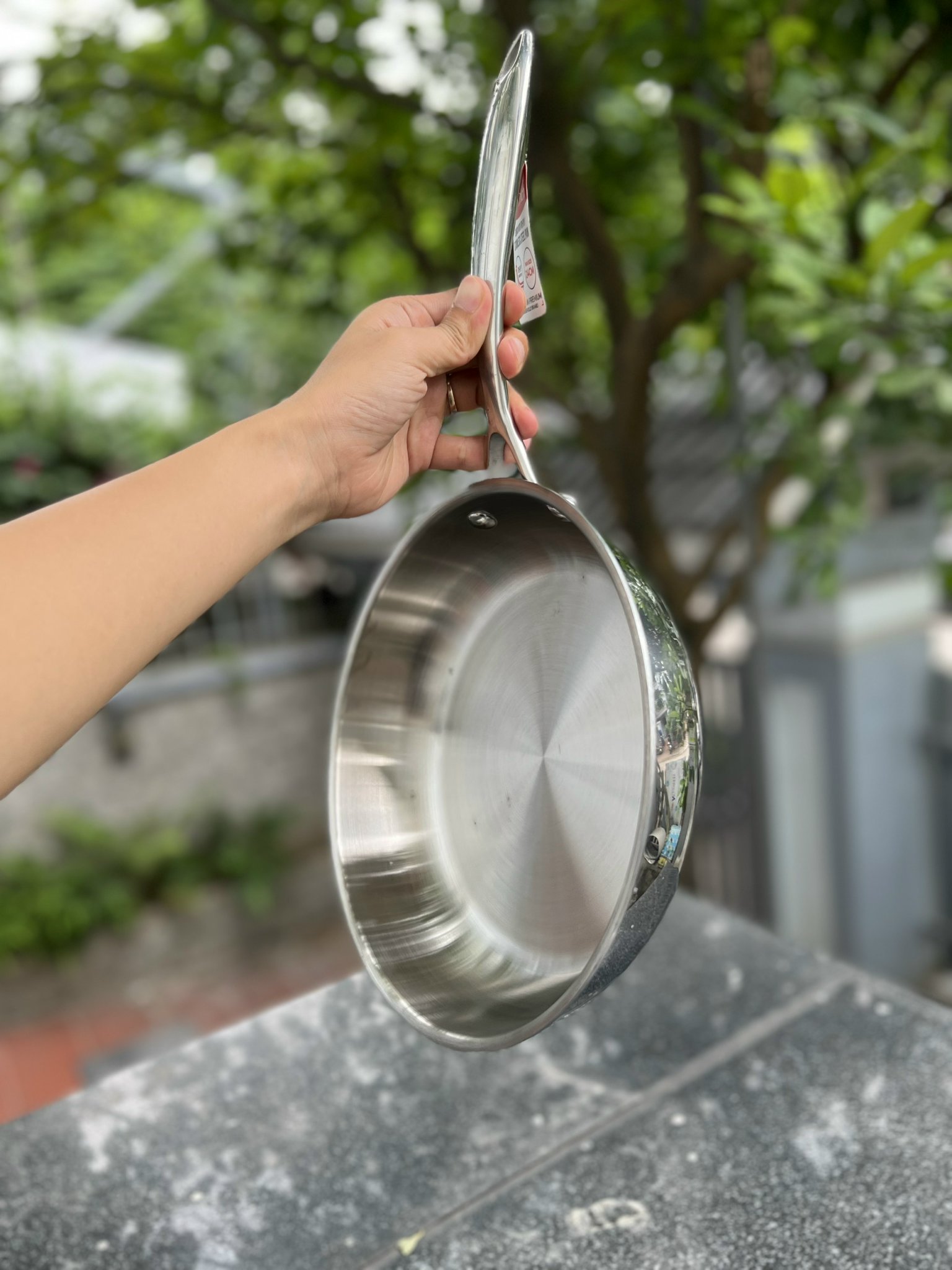 Chảo xào inox Trimax 1 quai  đáy liền nguyên khối dòng xuất châu Âu 24cm EL-3738MAX